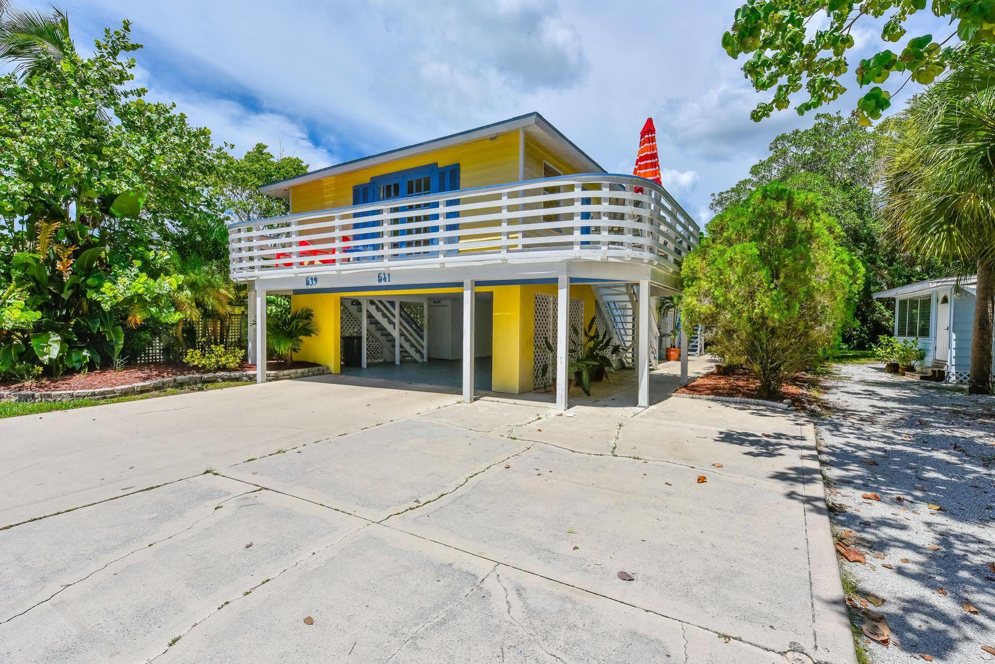 BANANA CABANA BY BEACHSIDE MANAGEMENT HOTEL 3⋆ ::: FL, UNITED STATES :::  COMPARE HOTEL RATES